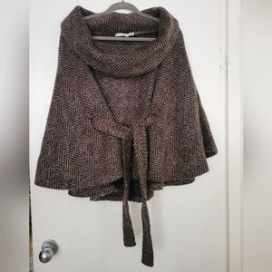 Cozy Winter Cape - Costa Blanca